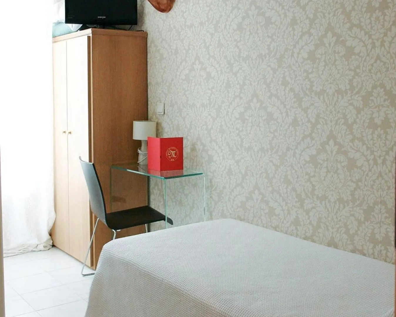 Du Mont Blanc Hotel Paris